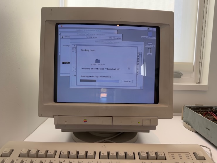 Macintosh System 7.5.3 installer working