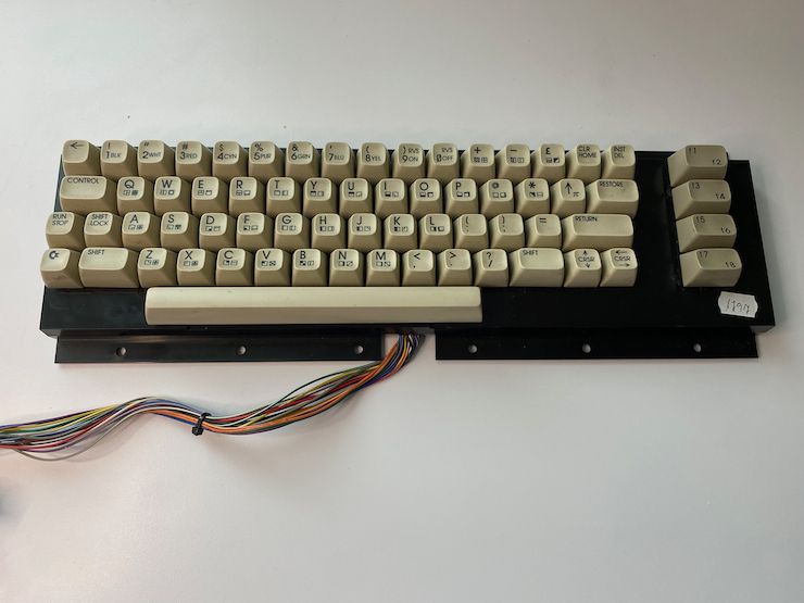 Replacement keyboard with ivory-colored keys