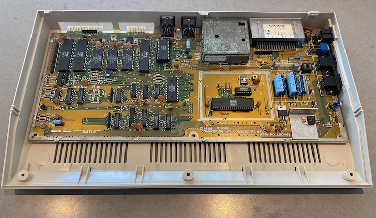 Commodore 64 motherboard in case